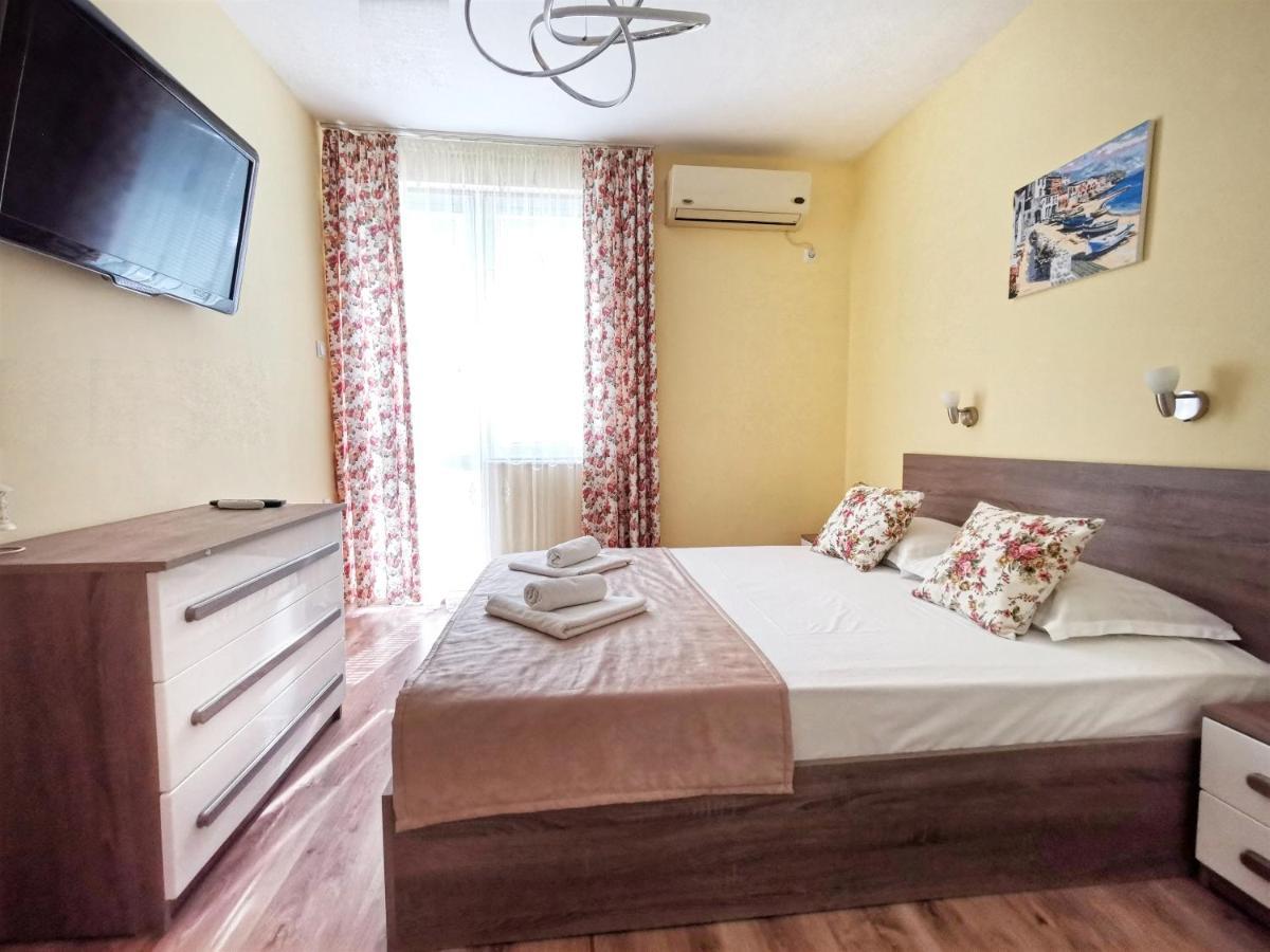 Амбър Апартамент И Стая За Гости Sozopol Exterior foto