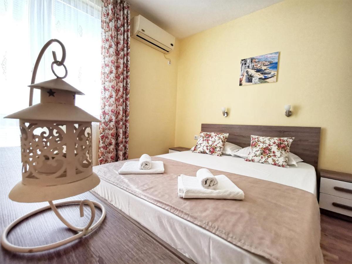 Амбър Апартамент И Стая За Гости Sozopol Exterior foto
