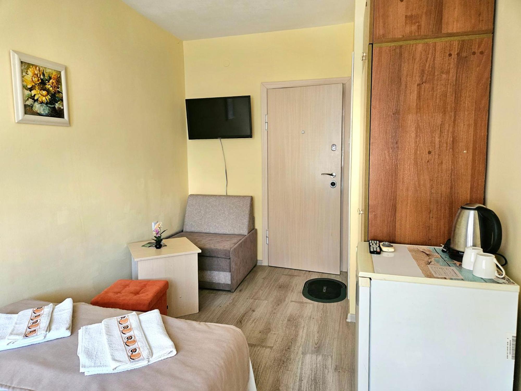 Амбър Апартамент И Стая За Гости Sozopol Exterior foto
